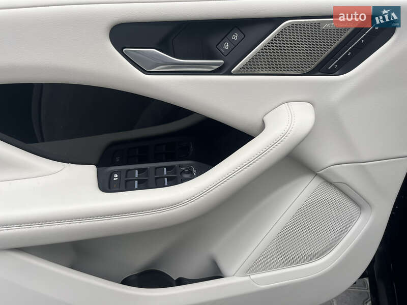 Позашляховик / Кросовер Jaguar I-Pace 2023 в Києві