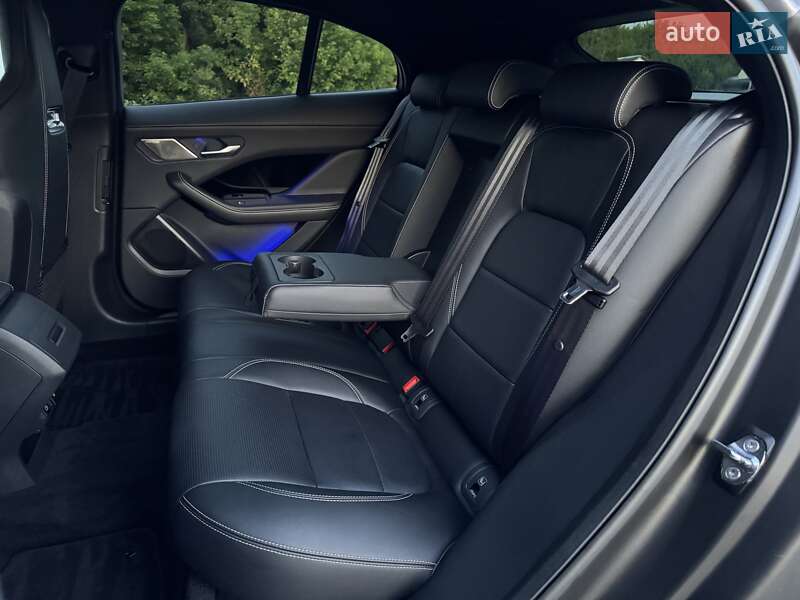 Позашляховик / Кросовер Jaguar I-Pace 2021 в Тернополі