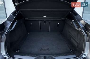 Позашляховик / Кросовер Jaguar I-Pace 2021 в 