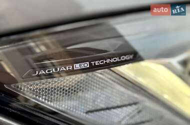 Позашляховик / Кросовер Jaguar I-Pace 2019 в 