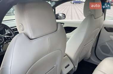 Внедорожник / Кроссовер Jaguar I-Pace 2021 в 