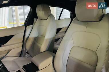 Внедорожник / Кроссовер Jaguar I-Pace 2021 в 