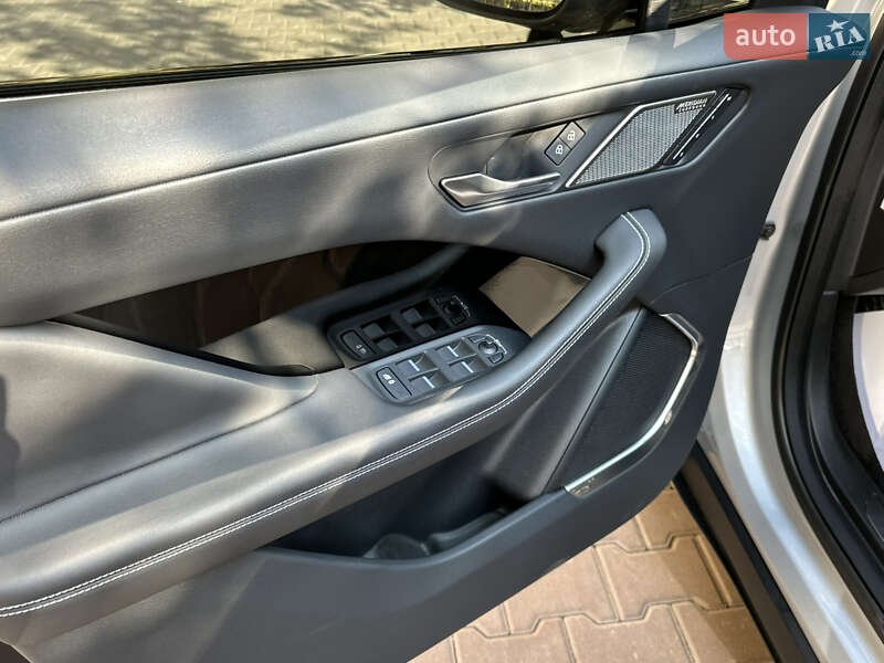 Внедорожник / Кроссовер Jaguar I-Pace 2021 в Киеве фото 26 Внедорожник / Кроссовер Jaguar I-Pace 2021 в Киеве