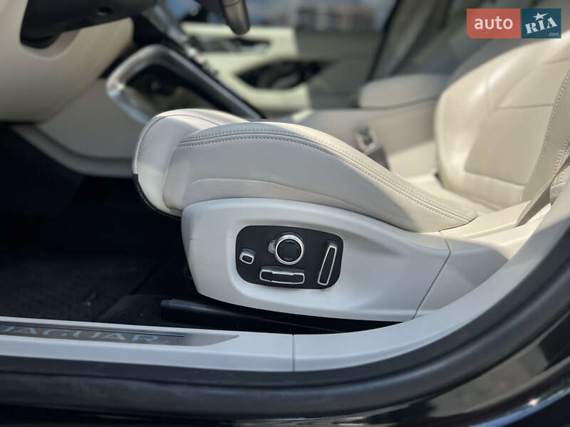Внедорожник / Кроссовер Jaguar I-Pace 2019 в Киеве