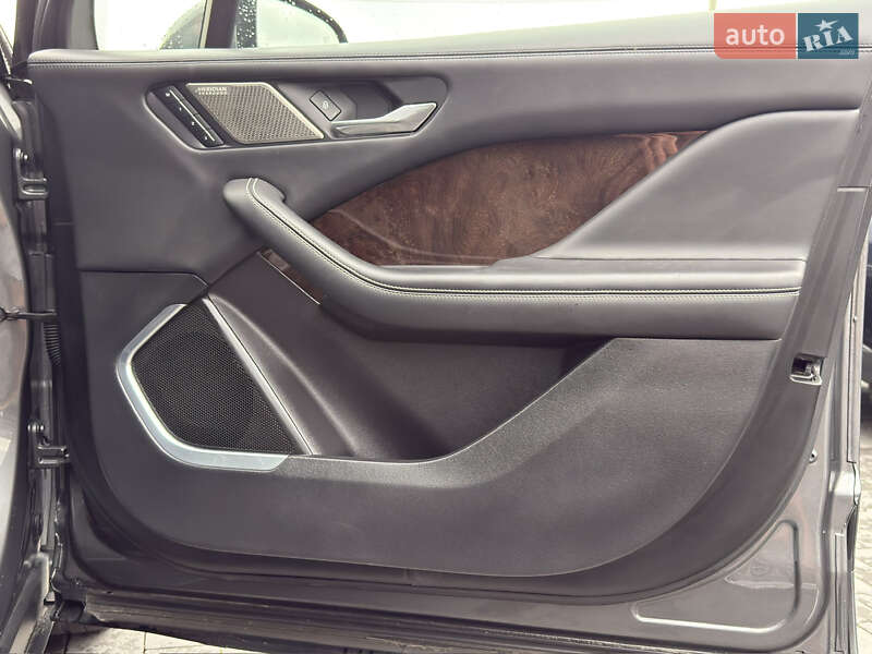 Внедорожник / Кроссовер Jaguar I-Pace 2018 в Черновцах