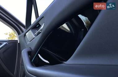 Позашляховик / Кросовер Jaguar I-Pace 2019 в 