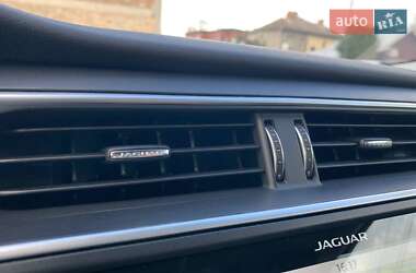 Внедорожник / Кроссовер Jaguar I-Pace 2019 в 