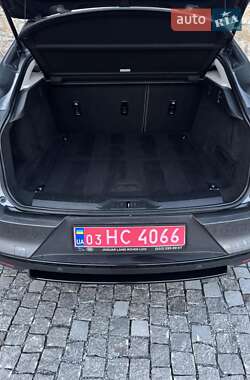 Позашляховик / Кросовер Jaguar I-Pace 2020 в 