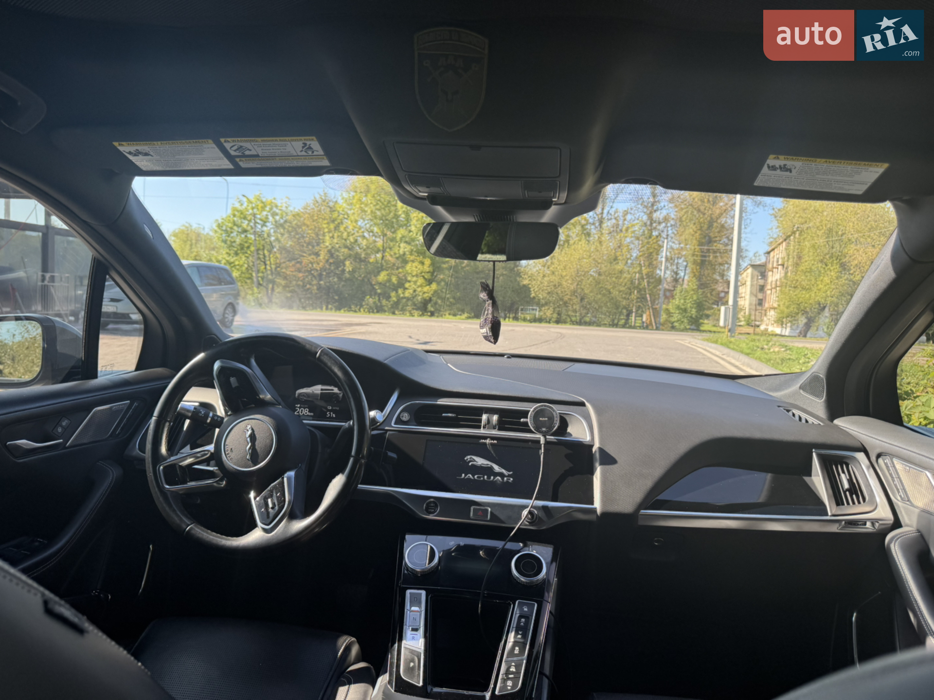 2019 Jaguar I-Pace - мініатюра 21