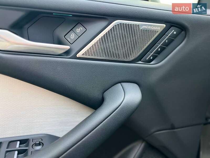 Позашляховик / Кросовер Jaguar I-Pace 2018 в Києві