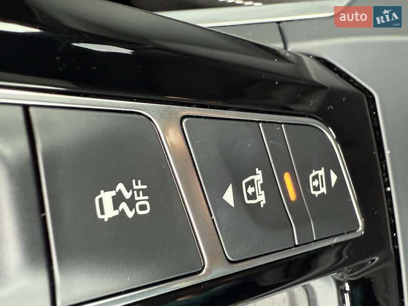 Внедорожник / Кроссовер Jaguar I-Pace 2023 в Киеве фото 51 Внедорожник / Кроссовер Jaguar I-Pace 2023 в Киеве