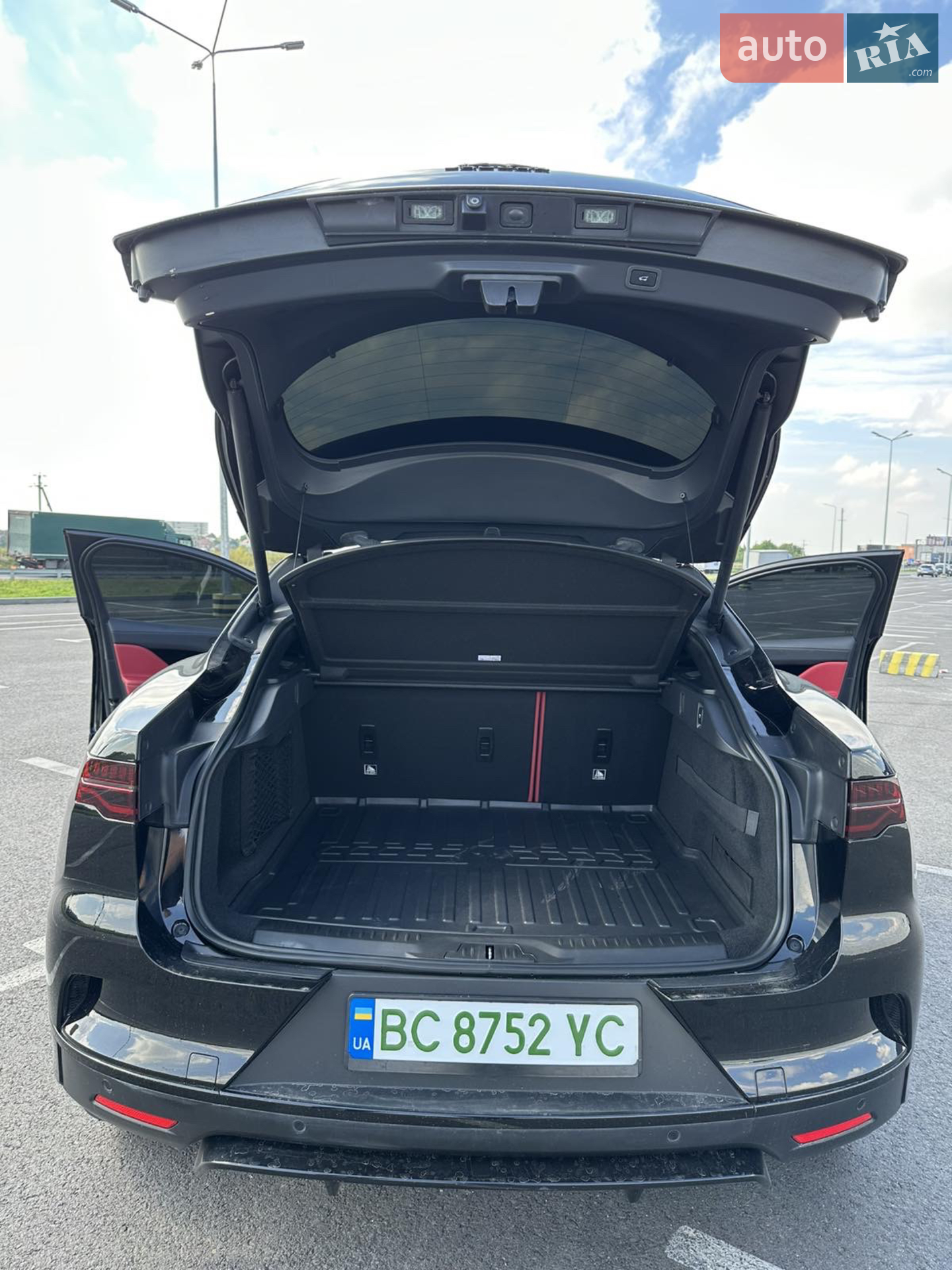 2019 Jaguar I-Pace - мініатюра 22
