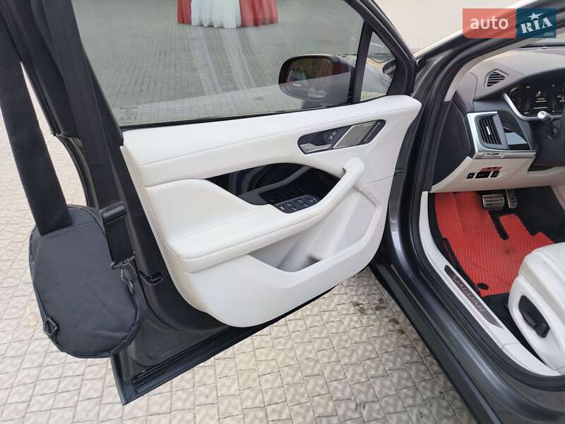 Позашляховик / Кросовер Jaguar I-Pace 2018 в Полтаві фото 29 Позашляховик / Кросовер Jaguar I-Pace 2018 в Полтаві