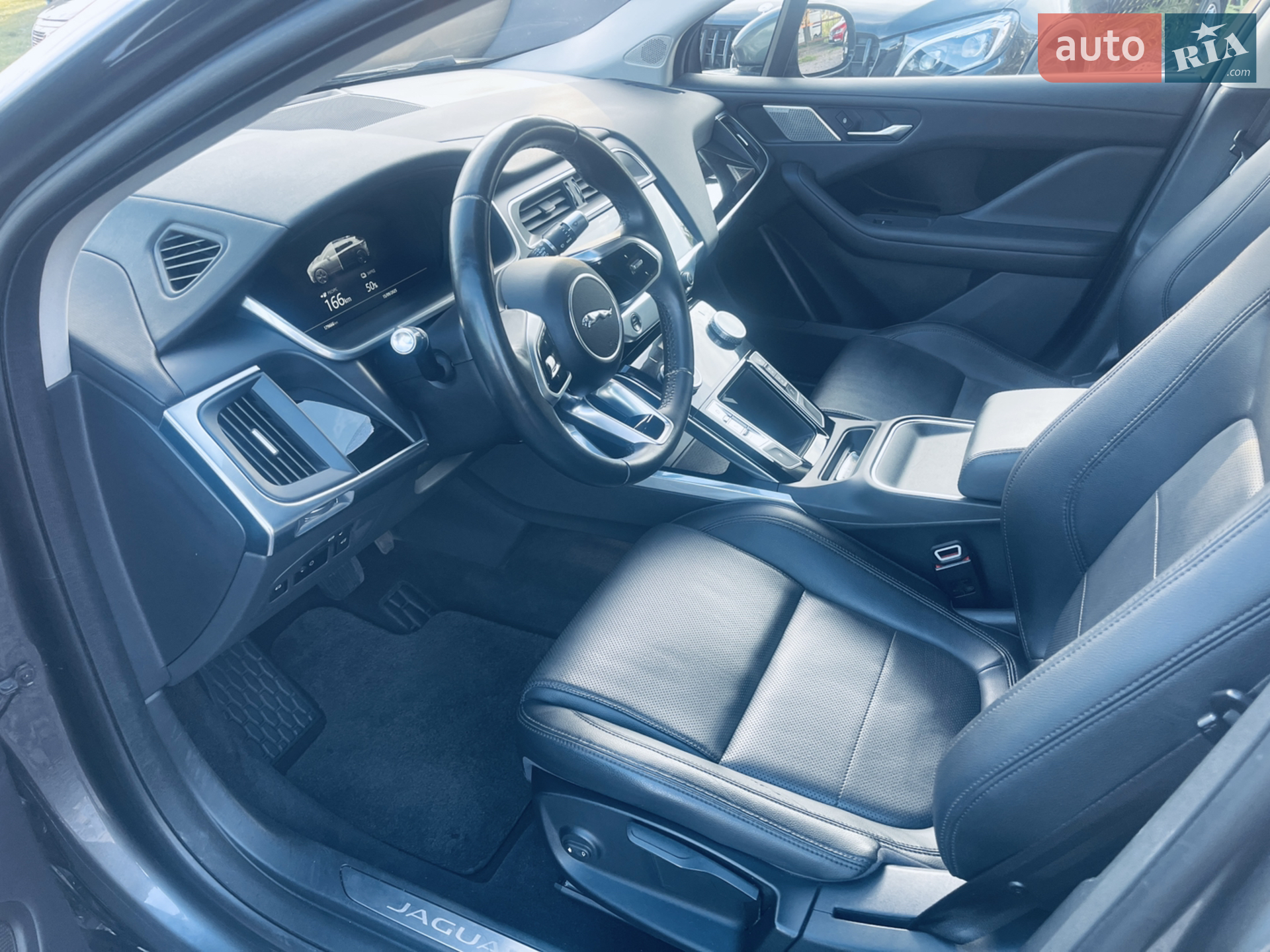 2019 Jaguar I-Pace - мініатюра 10