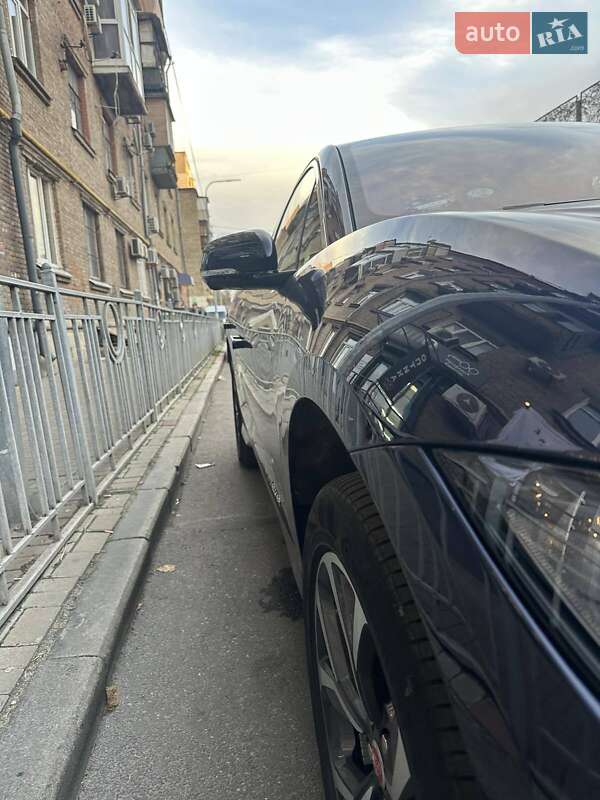 Позашляховик / Кросовер Jaguar I-Pace 2020 в Києві