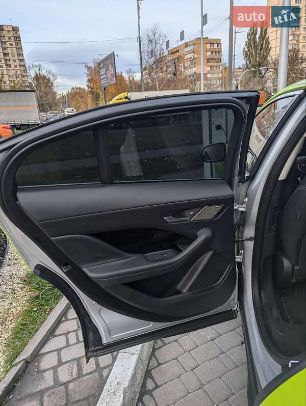 Внедорожник / Кроссовер Jaguar I-Pace 2018 в Киеве фото 19 Внедорожник / Кроссовер Jaguar I-Pace 2018 в Киеве