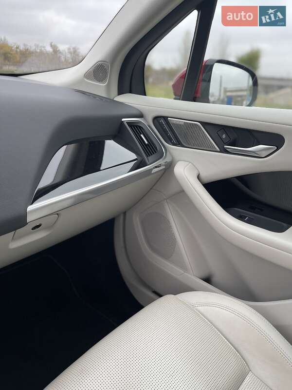 Позашляховик / Кросовер Jaguar I-Pace 2018 в Кривому Розі фото 66 Позашляховик / Кросовер Jaguar I-Pace 2018 в Кривому Розі