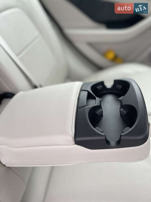 Позашляховик / Кросовер Jaguar I-Pace 2018 в Кривому Розі фото 95 Позашляховик / Кросовер Jaguar I-Pace 2018 в Кривому Розі