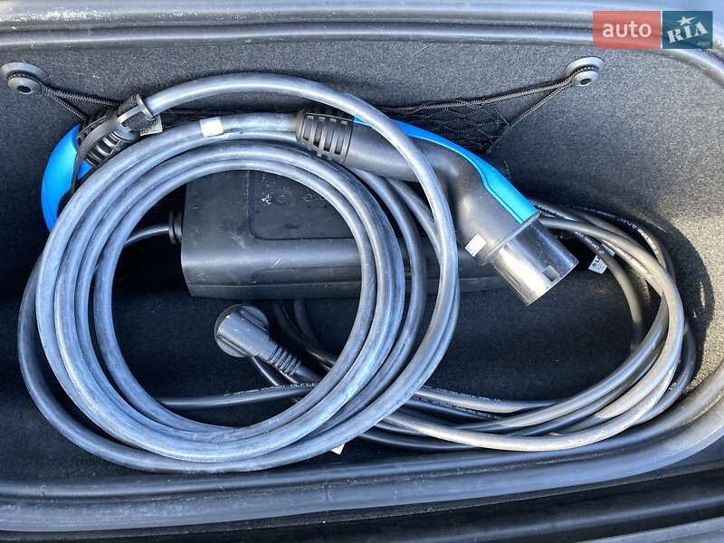 Внедорожник / Кроссовер Jaguar I-Pace 2019 в Львове фото 27 Внедорожник / Кроссовер Jaguar I-Pace 2019 в Львове