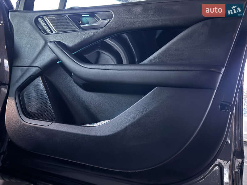 Позашляховик / Кросовер Jaguar I-Pace 2019 в Харкові