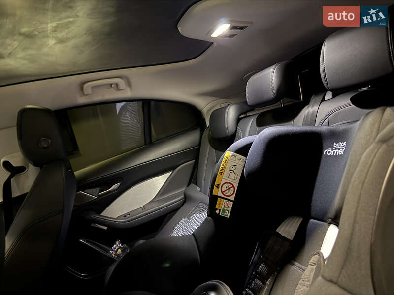 Внедорожник / Кроссовер Jaguar I-Pace 2018 в Черновцах фото 25 Внедорожник / Кроссовер Jaguar I-Pace 2018 в Черновцах