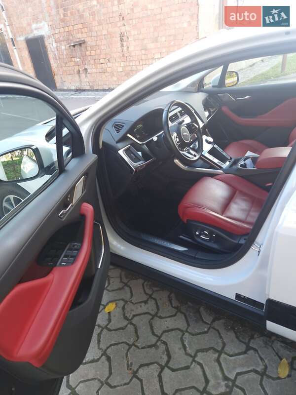 Позашляховик / Кросовер Jaguar I-Pace 2019 в Чернівцях