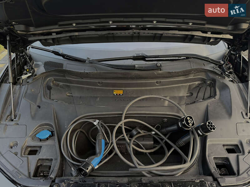 Внедорожник / Кроссовер Jaguar I-Pace 2019 в Вараше фото 44 Внедорожник / Кроссовер Jaguar I-Pace 2019 в Вараше