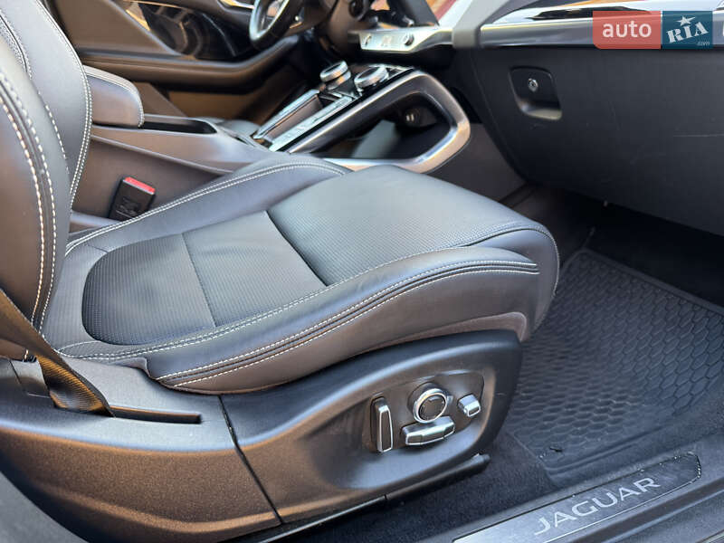 Внедорожник / Кроссовер Jaguar I-Pace 2019 в Ровно фото 39 Внедорожник / Кроссовер Jaguar I-Pace 2019 в Ровно