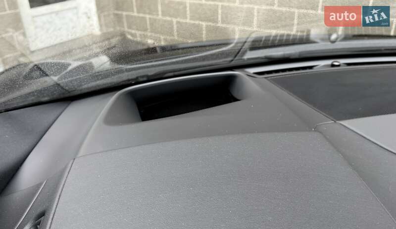 Внедорожник / Кроссовер Jaguar I-Pace 2018 в Днепре фото 17 Внедорожник / Кроссовер Jaguar I-Pace 2018 в Днепре