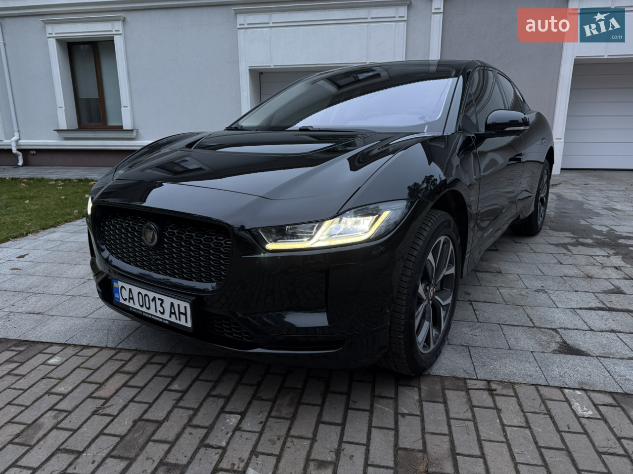 2019 Jaguar I-Pace - мініатюра 11