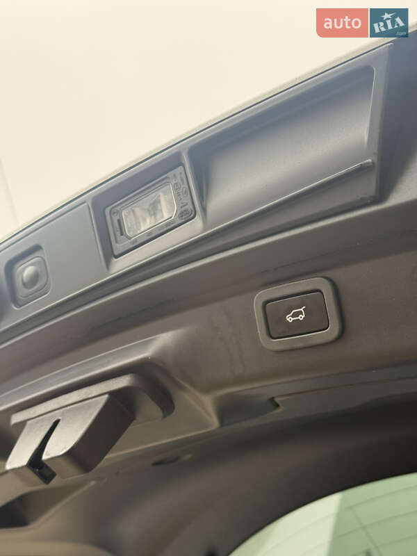 Позашляховик / Кросовер Jaguar I-Pace 2018 в Косові