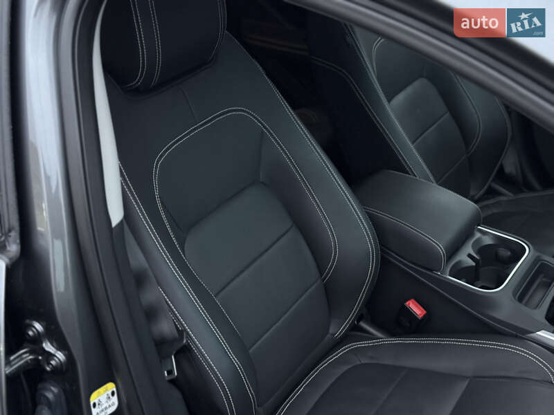 Внедорожник / Кроссовер Jaguar I-Pace 2019 в Киеве фото 37 Внедорожник / Кроссовер Jaguar I-Pace 2019 в Киеве