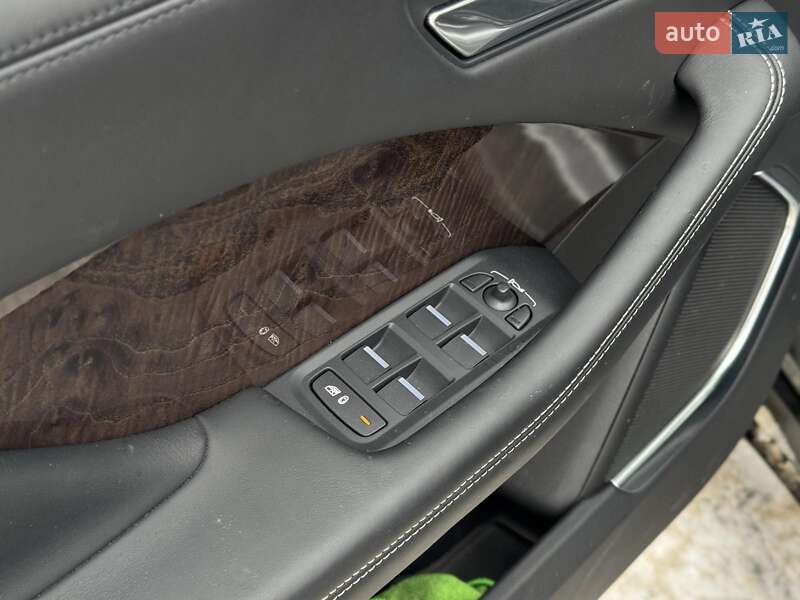 Внедорожник / Кроссовер Jaguar I-Pace 2019 в Киеве фото 18 Внедорожник / Кроссовер Jaguar I-Pace 2019 в Киеве