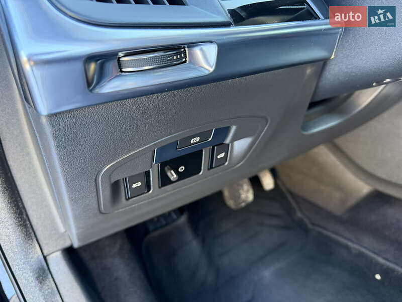 Внедорожник / Кроссовер Jaguar I-Pace 2020 в Киеве фото 55 Внедорожник / Кроссовер Jaguar I-Pace 2020 в Киеве