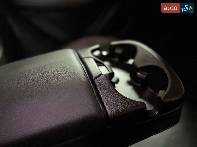 Внедорожник / Кроссовер Jaguar I-Pace 2020 в Киеве фото 101 Внедорожник / Кроссовер Jaguar I-Pace 2020 в Киеве