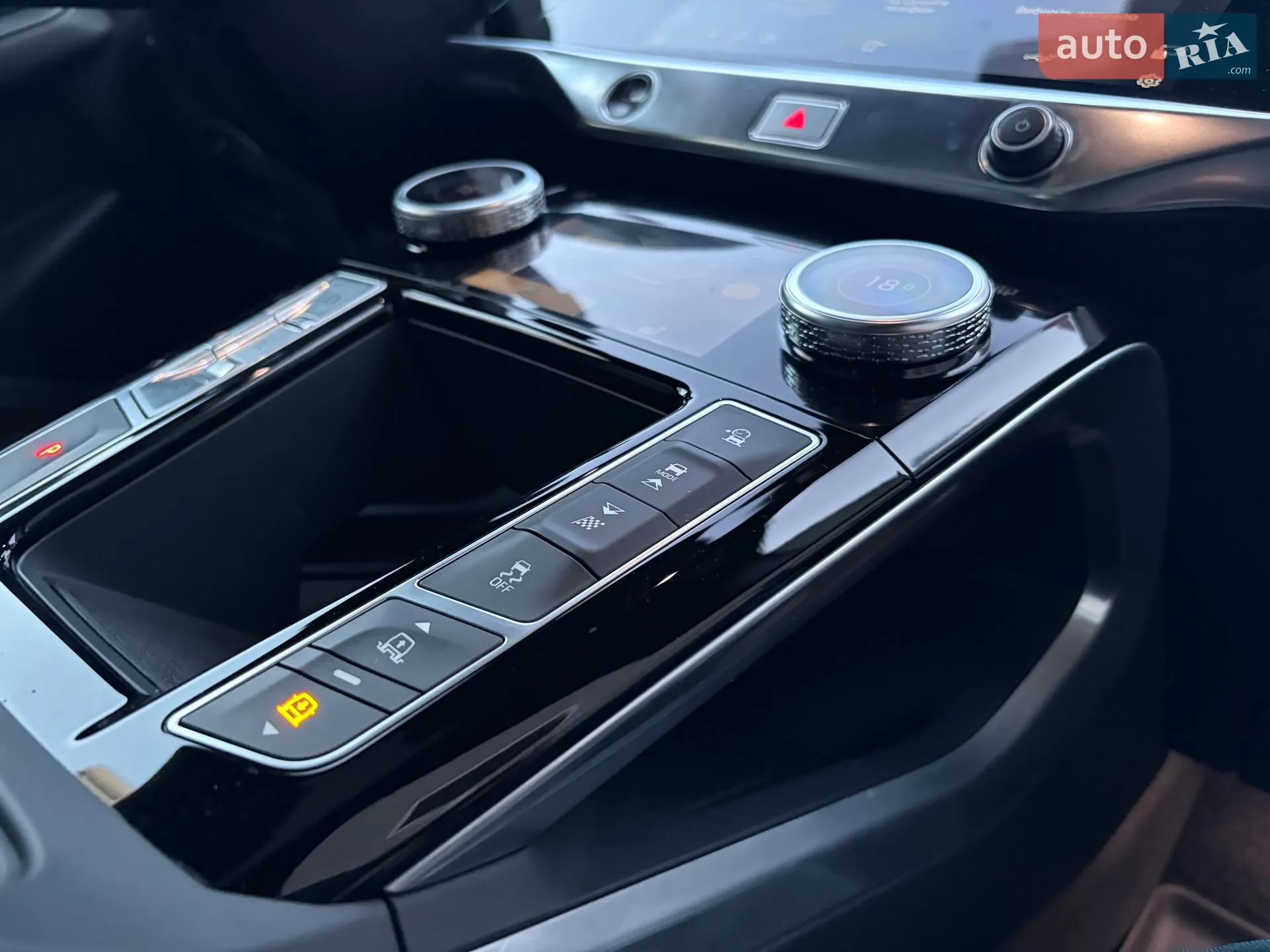 2023 Jaguar I-Pace - мініатюра 39
