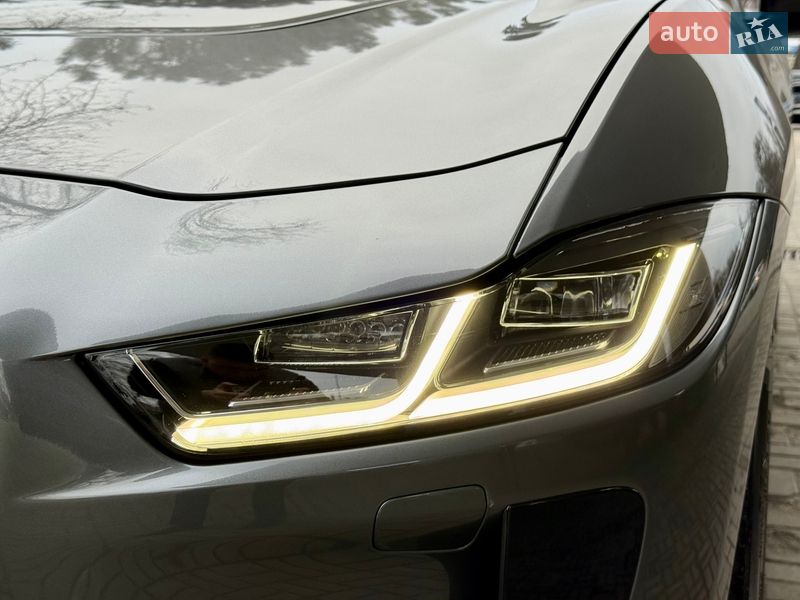 Позашляховик / Кросовер Jaguar I-Pace 2019 в Дніпрі