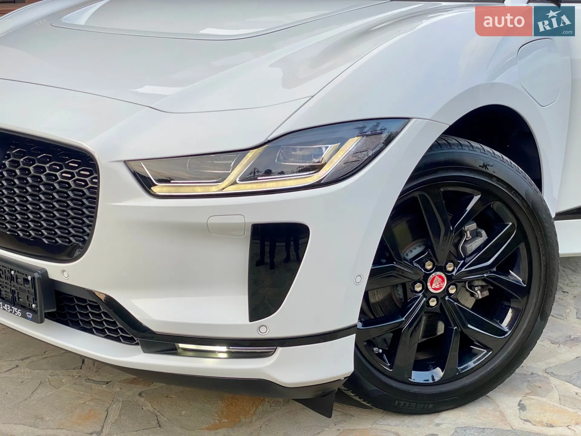 2020 Jaguar I-Pace - мініатюра 3
