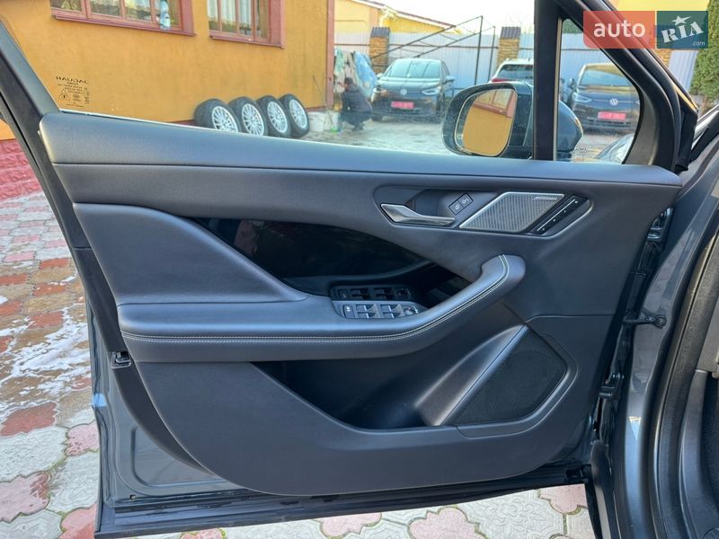 Позашляховик / Кросовер Jaguar I-Pace 2019 в Рівному фото 10 Позашляховик / Кросовер Jaguar I-Pace 2019 в Рівному
