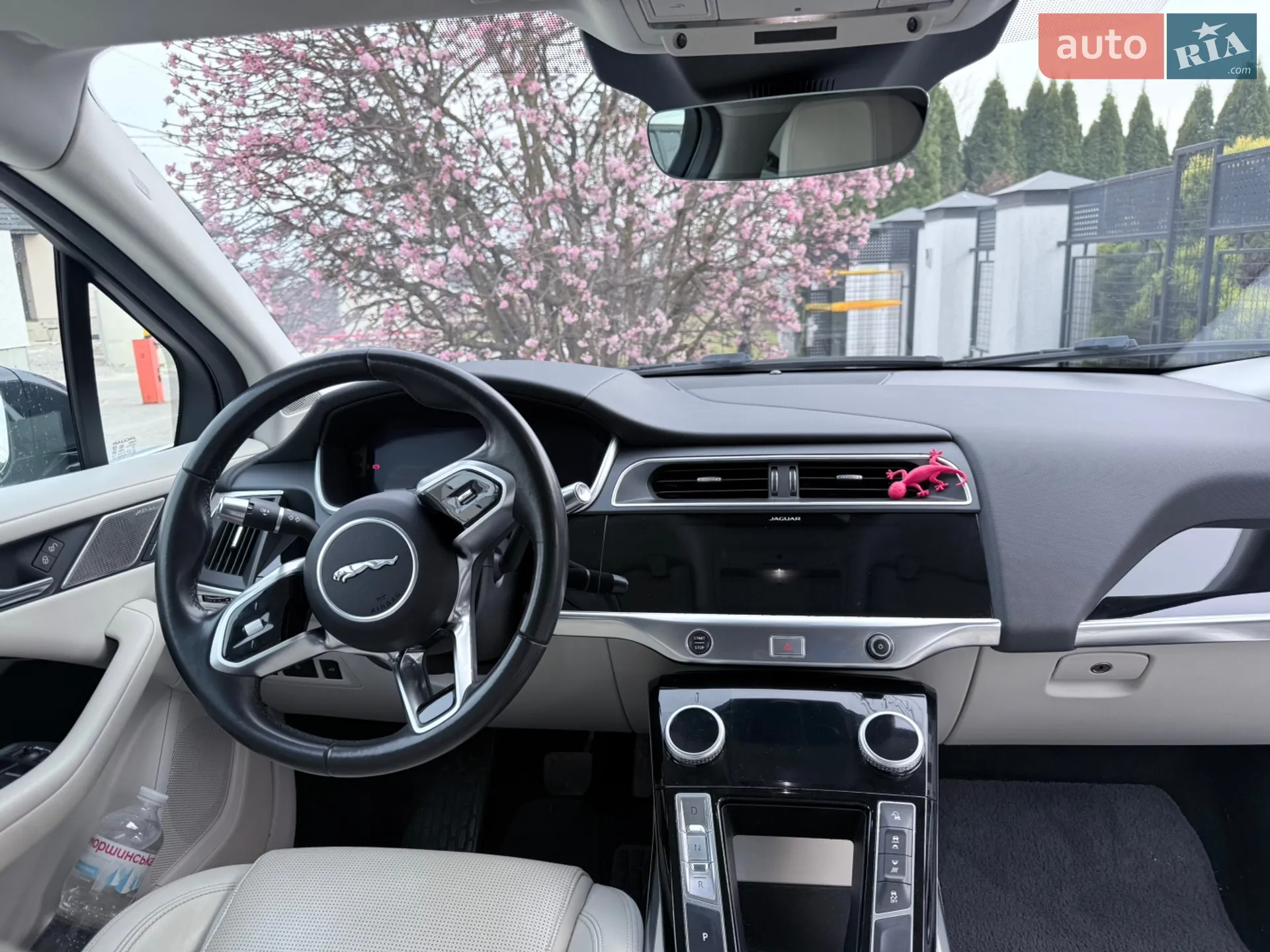 2019 Jaguar I-Pace - мініатюра 16