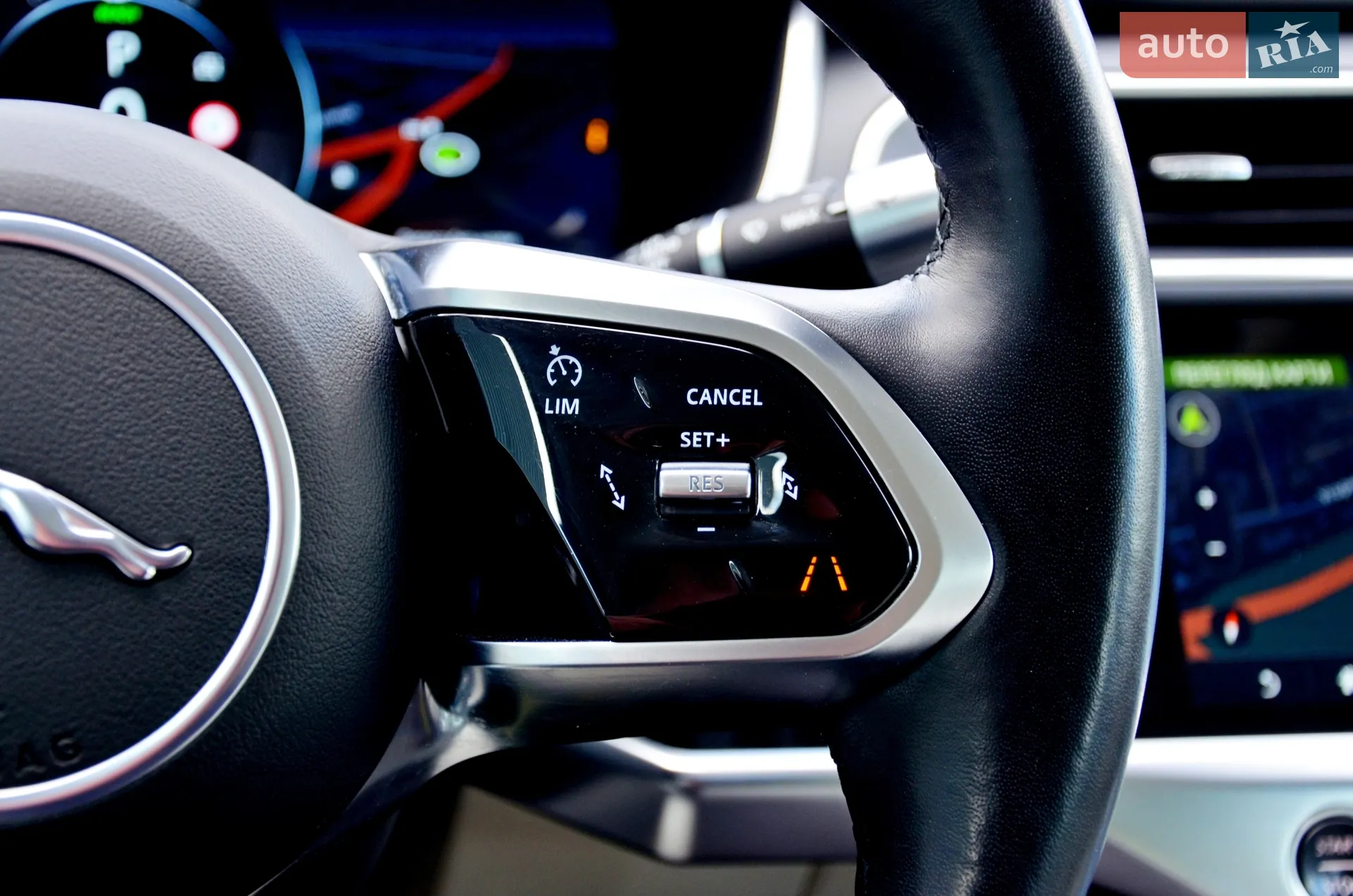 2019 Jaguar I-Pace - мініатюра 23