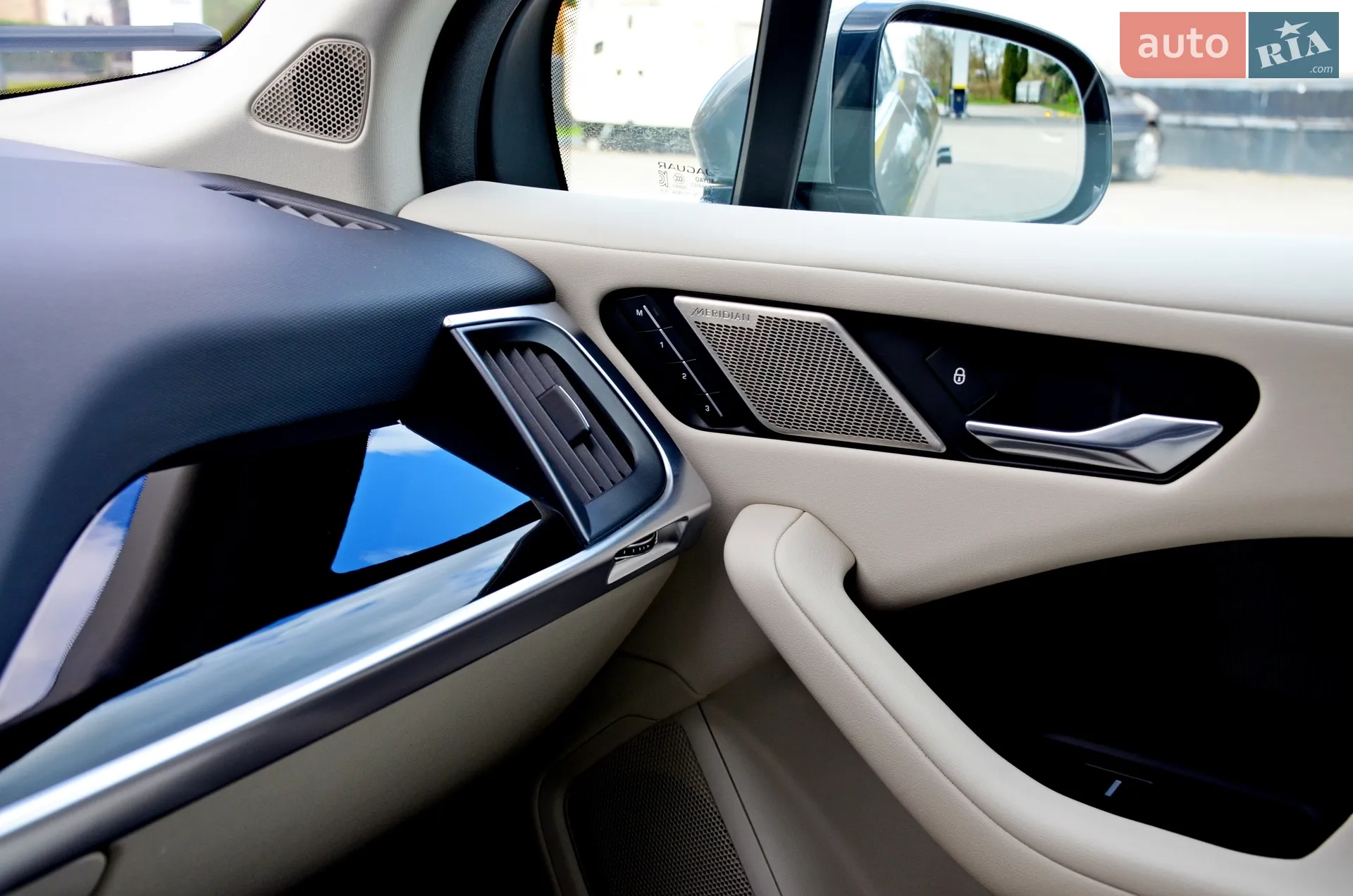 2019 Jaguar I-Pace - мініатюра 34