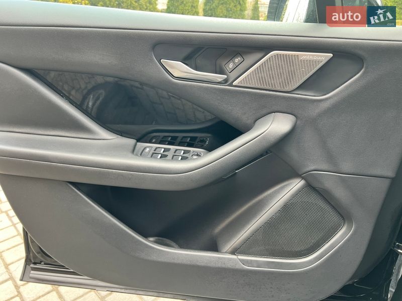 Внедорожник / Кроссовер Jaguar I-Pace 2019 в Киеве