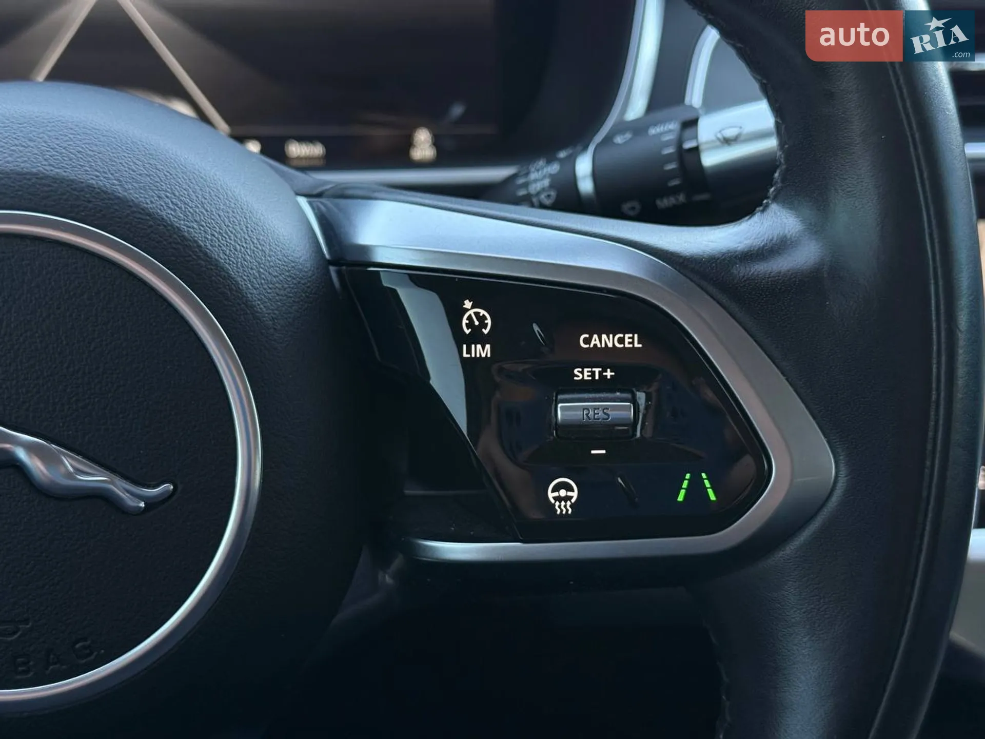 2021 Jaguar I-Pace - мініатюра 24