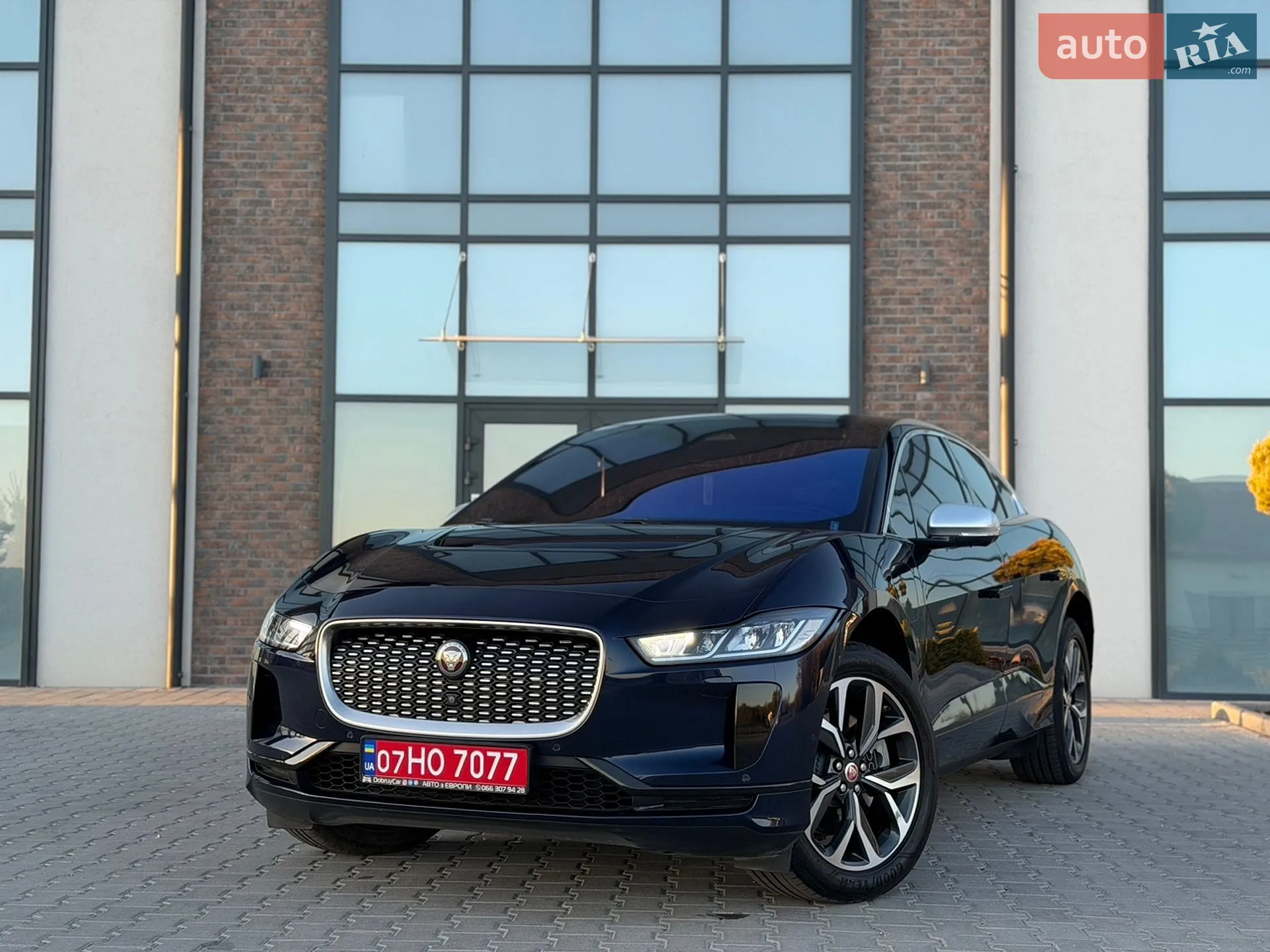 2020 Jaguar I-Pace - мініатюра 3