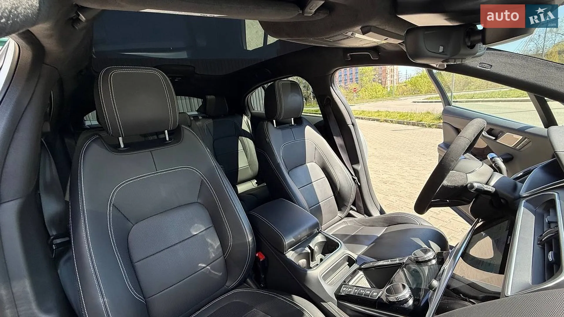 2019 Jaguar I-Pace - мініатюра 12