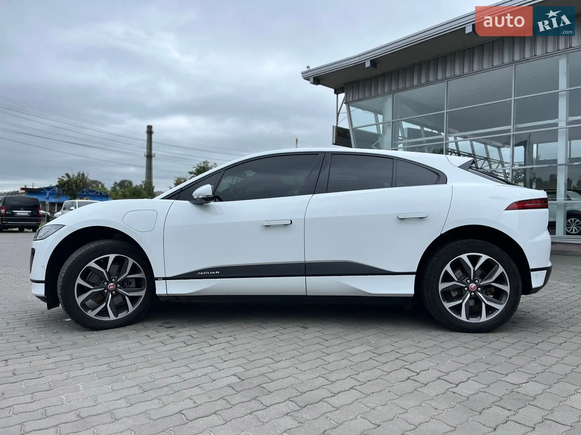 2020 Jaguar I-Pace - мініатюра 8