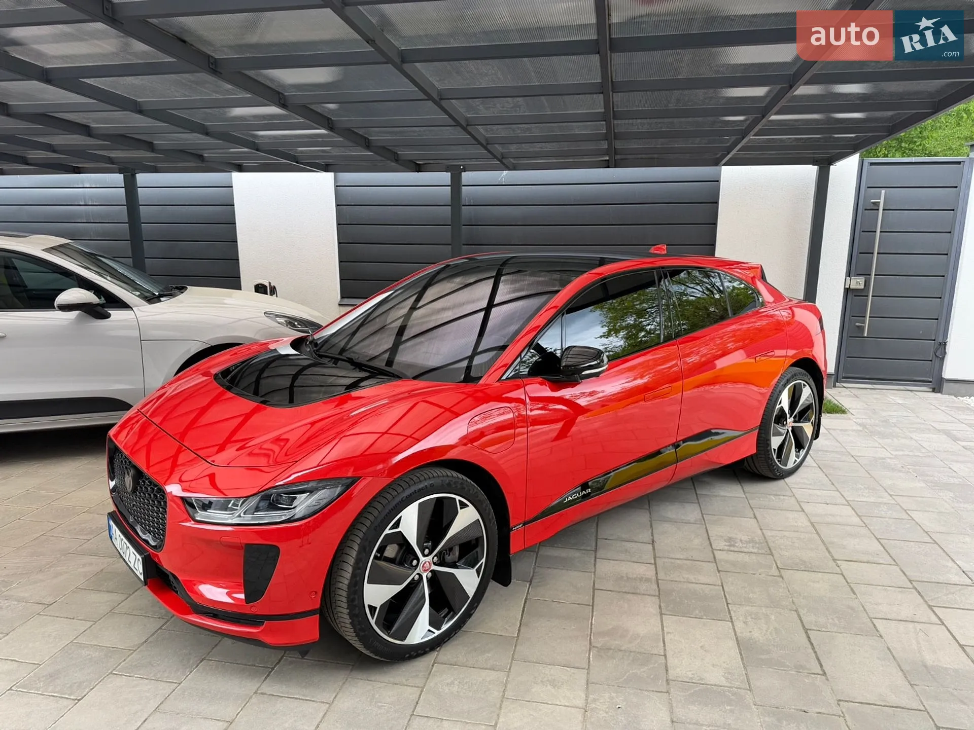 2019 Jaguar I-Pace - мініатюра 3