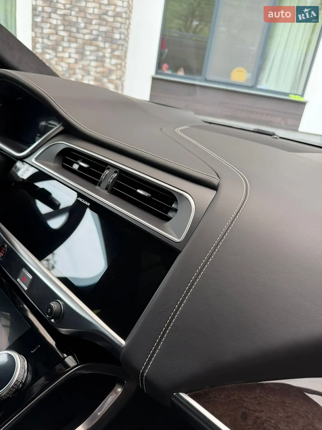 2019 Jaguar I-Pace - мініатюра 32