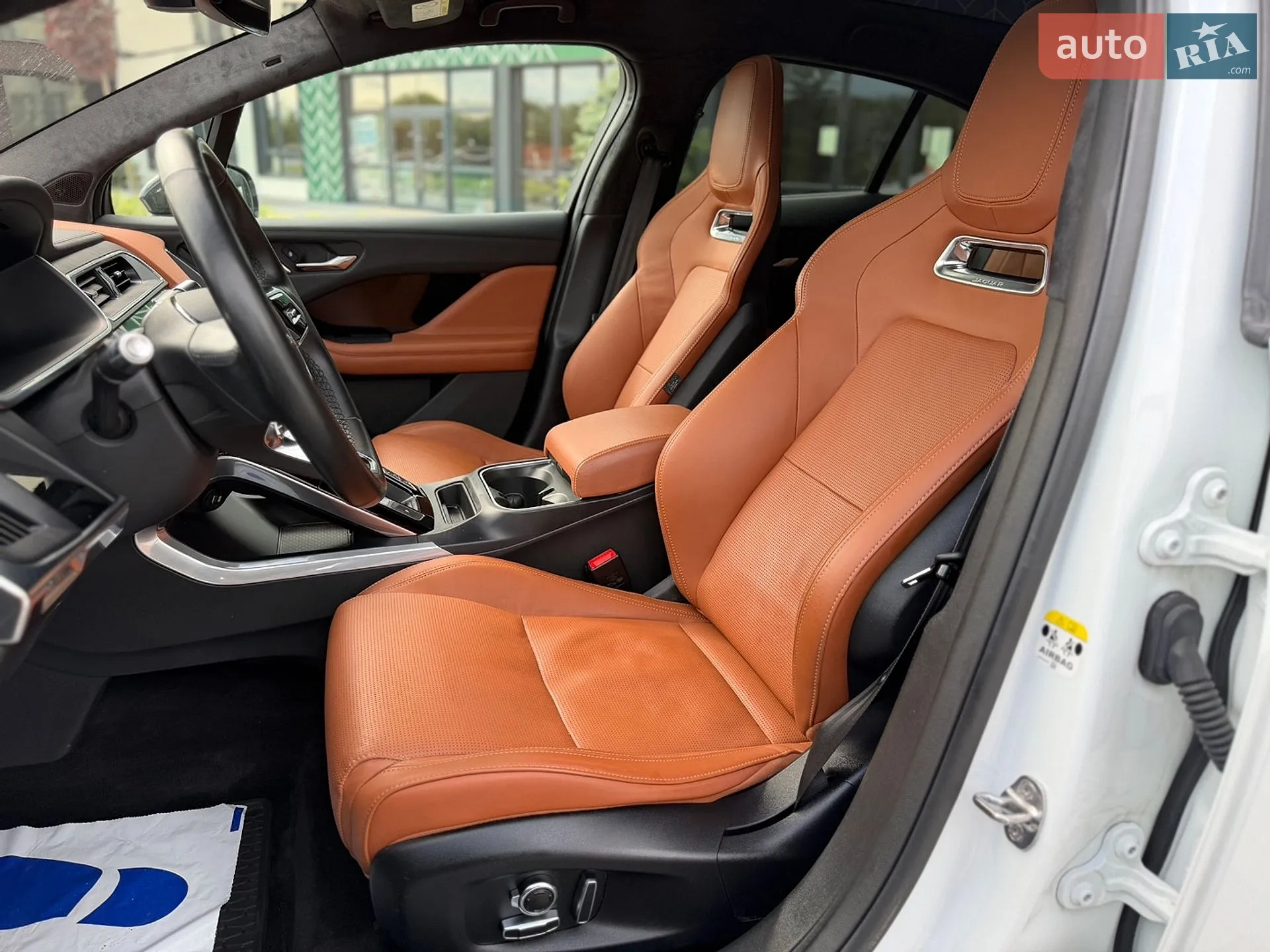 2019 Jaguar I-Pace - мініатюра 10